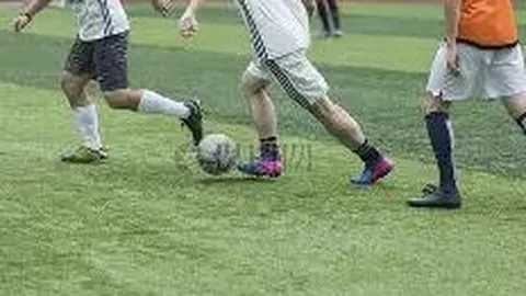 《灌篮高手》描绘了篮球小白姜白虎蜕变为篮球天才的传奇故事，现实版亦不乏其人，精英赛选手中就有四位曾与姜白虎般起步的佼佼者（英寸焕、金泰范、朴建洙、安昌..）